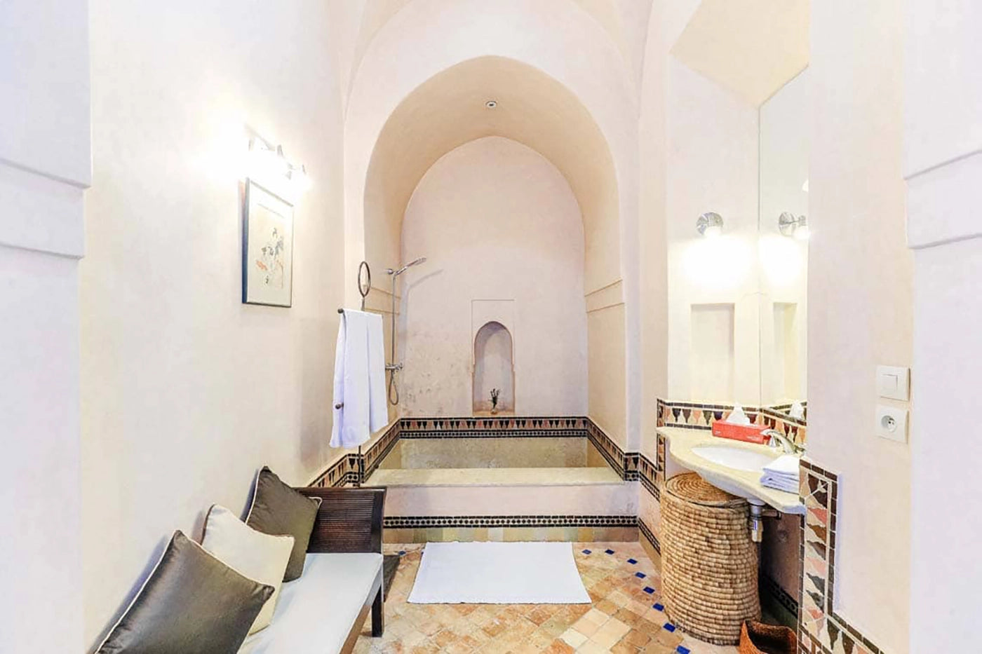 Villa Akhdar 18 – 3BR Palm Oasis with Heated Pool & Shared Domain Amenities