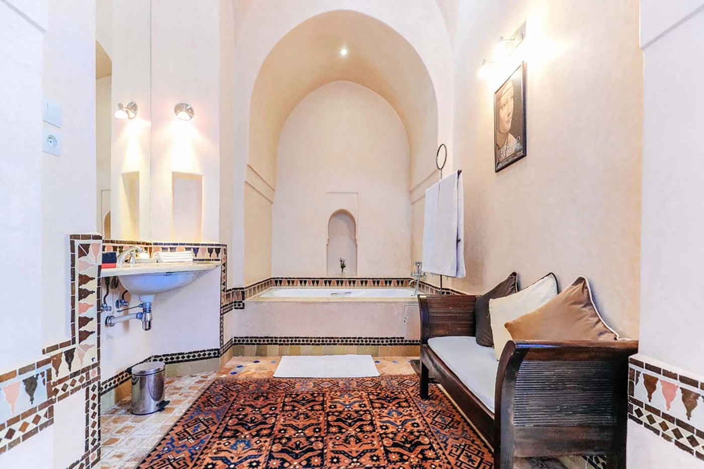 Villa Akhdar 18 – 3BR Palm Oasis with Heated Pool & Shared Domain Amenities