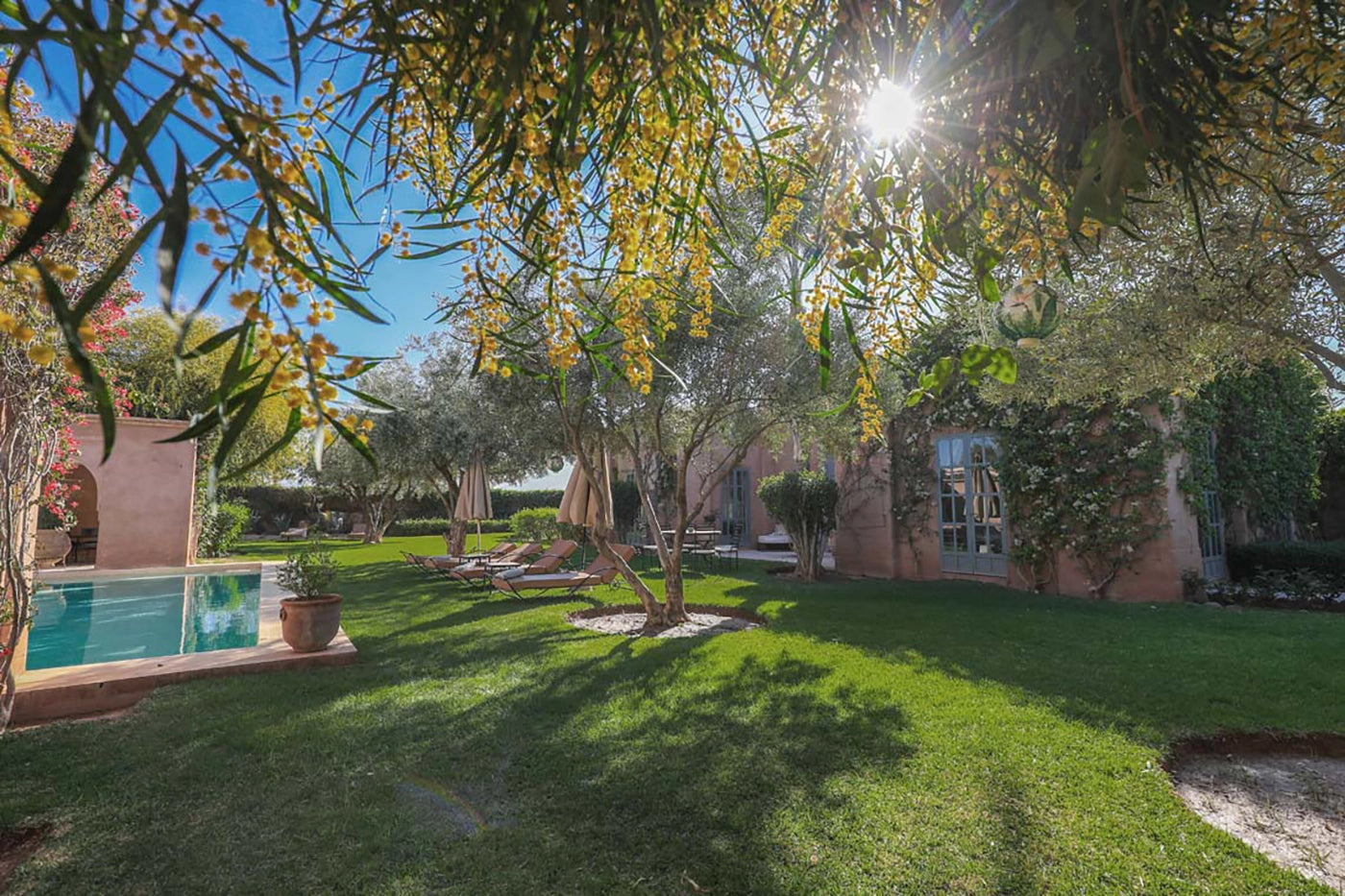 Villa Akhdar 18 – 3BR Palm Oasis with Heated Pool & Shared Domain Amenities