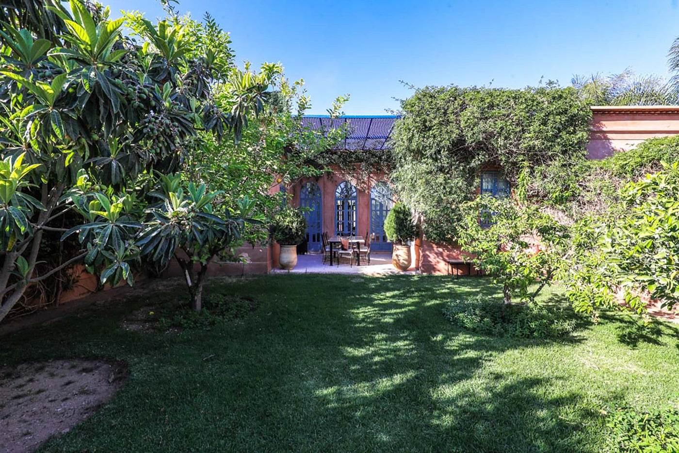 Villa Akhdar 18 – 3BR Palm Oasis with Heated Pool & Shared Domain Amenities