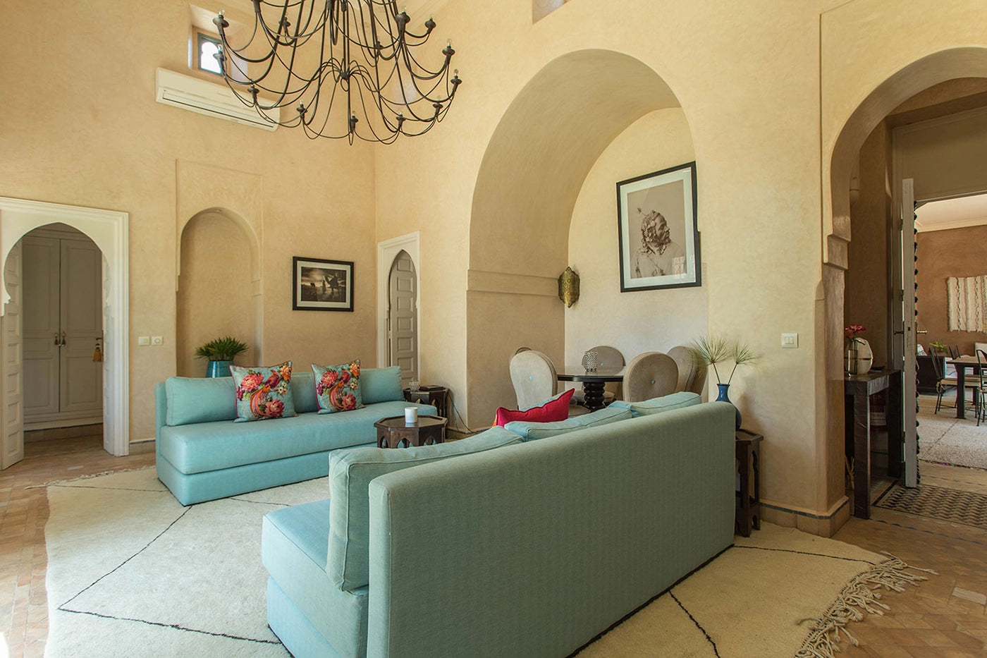Villa Akhdar 18 – 3BR Palm Oasis with Heated Pool & Shared Domain Amenities