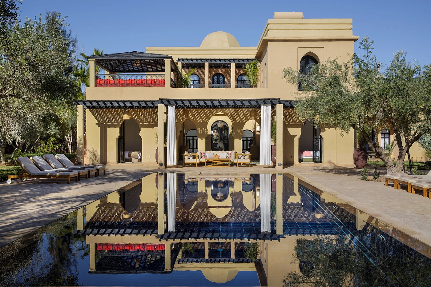 Villa Banati – 6BR Moroccan Villa with Poolhouse & Rooftop Terrace