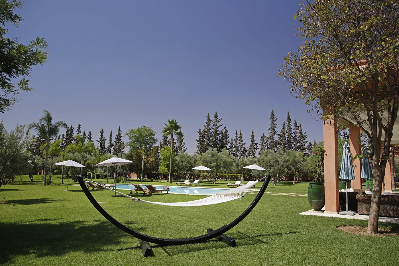 Villa Dar Neylla – 6BR Moroccan Estate with Heated Pool & Tennis Court