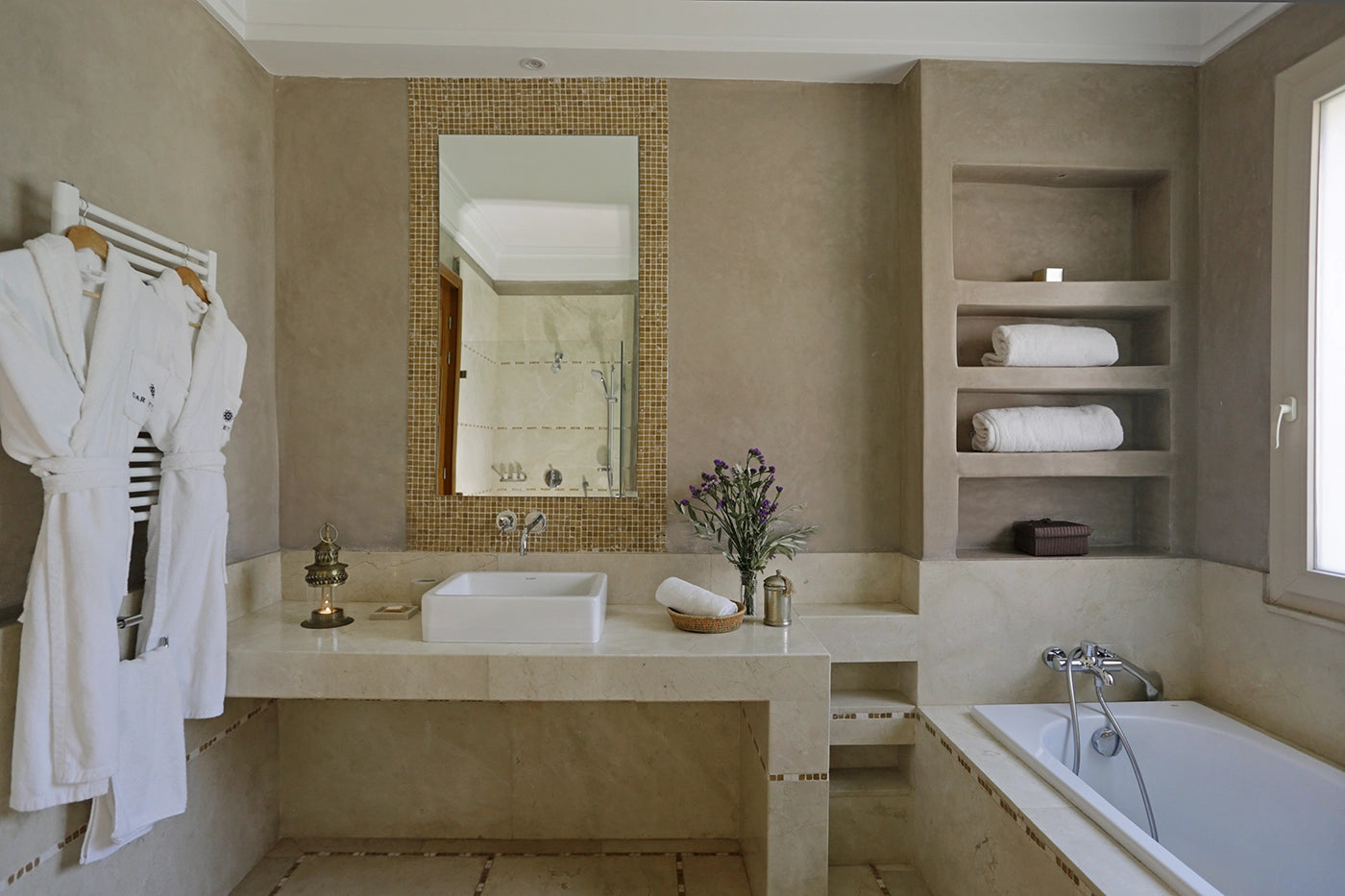 Villa Dar Neylla – 6BR Moroccan Estate with Heated Pool & Tennis Court