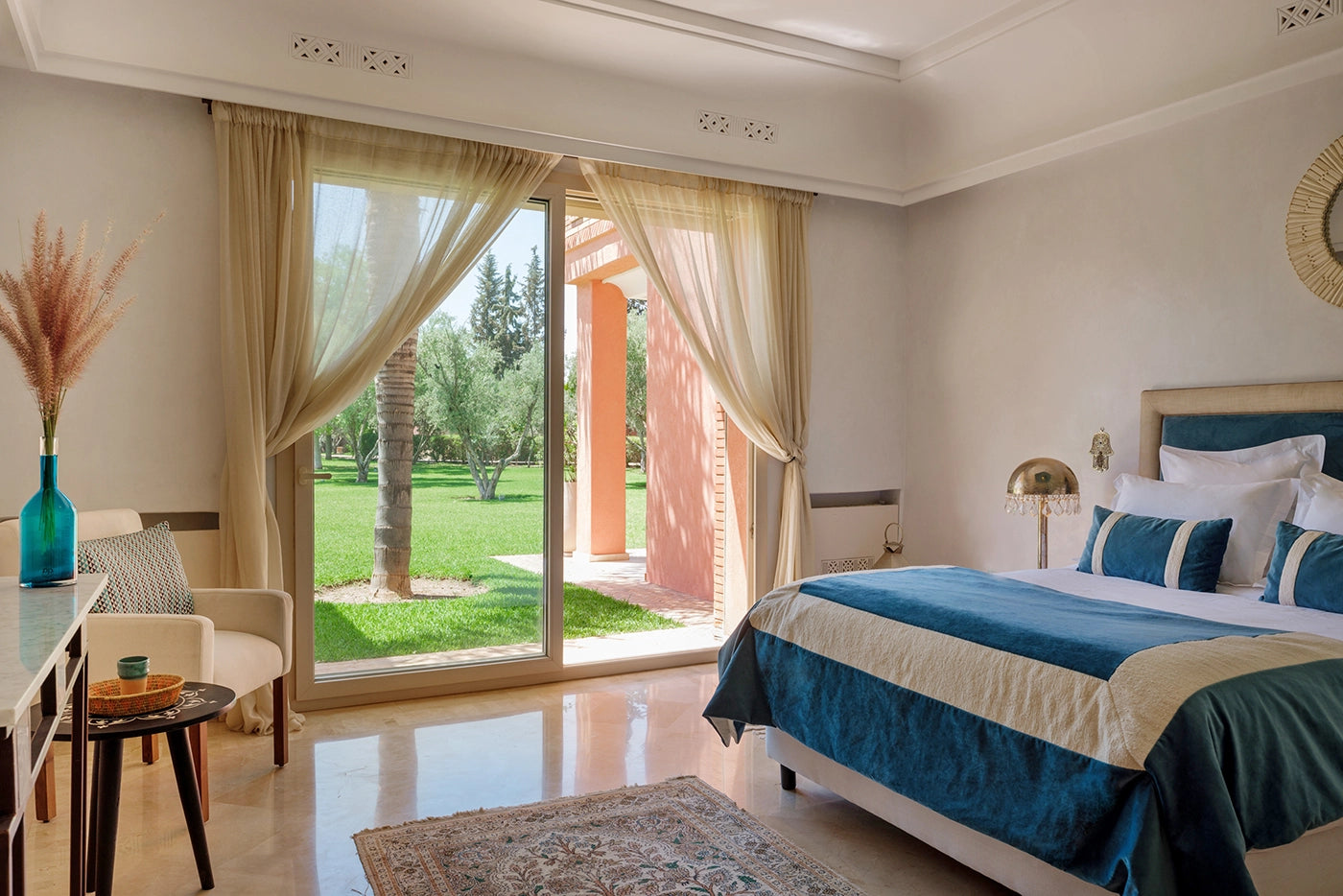 Villa Dar Neylla – 6BR Moroccan Estate with Heated Pool & Tennis Court