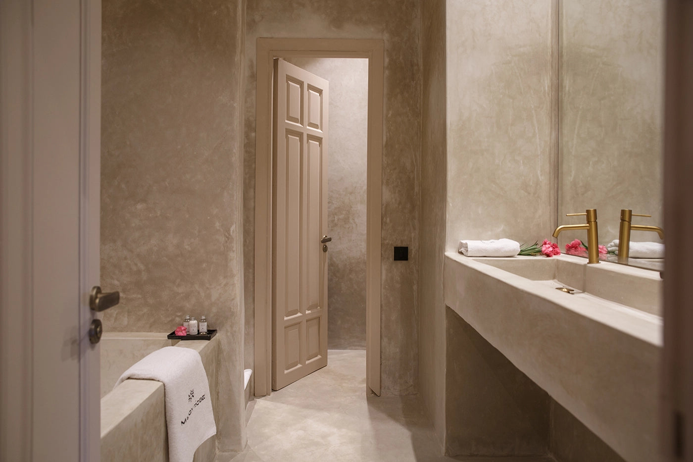 Villa Maggy Rose – 8BR Marrakech Villa with Heated Pool & Event Gardens