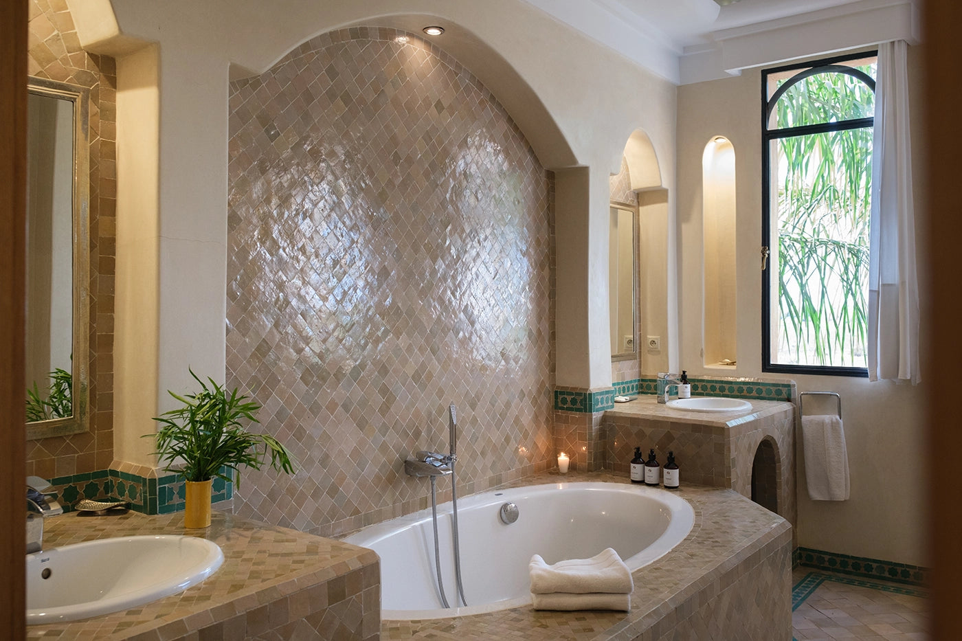 Villa Mexance – 8BR Marrakech Estate with Heated Pool & Hammam