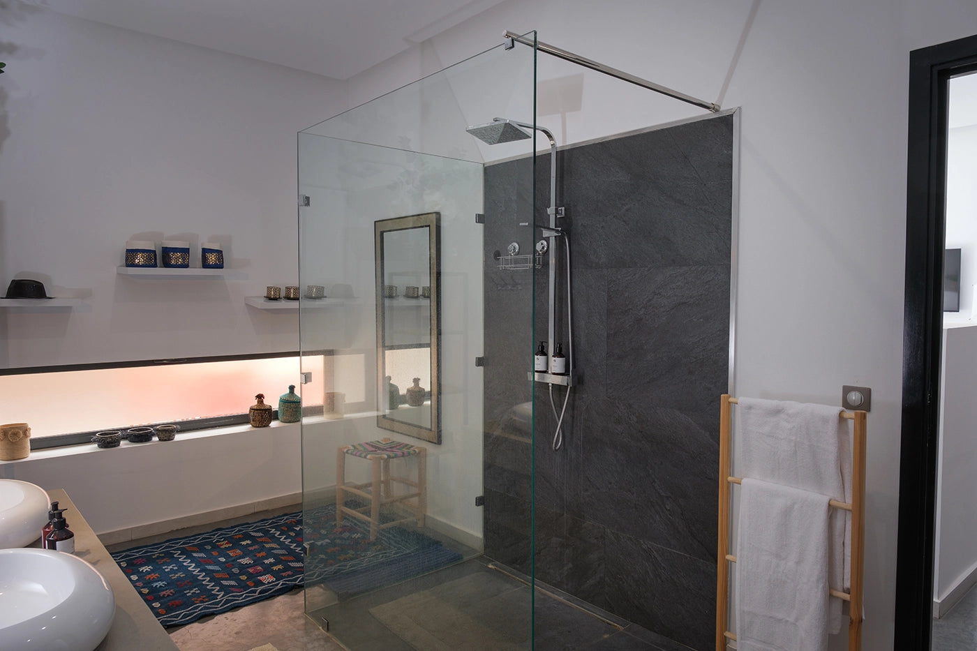 Villa Netumia – 5BR Ourika Road Villa with Pool & Contemporary Design