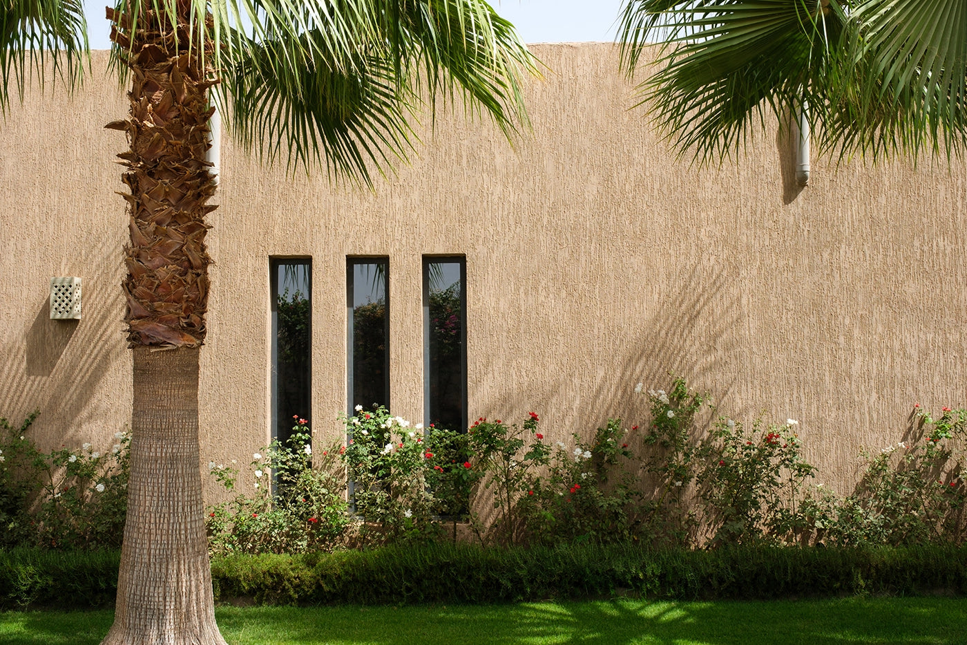Villa Netumia – 5BR Ourika Road Villa with Pool & Contemporary Design