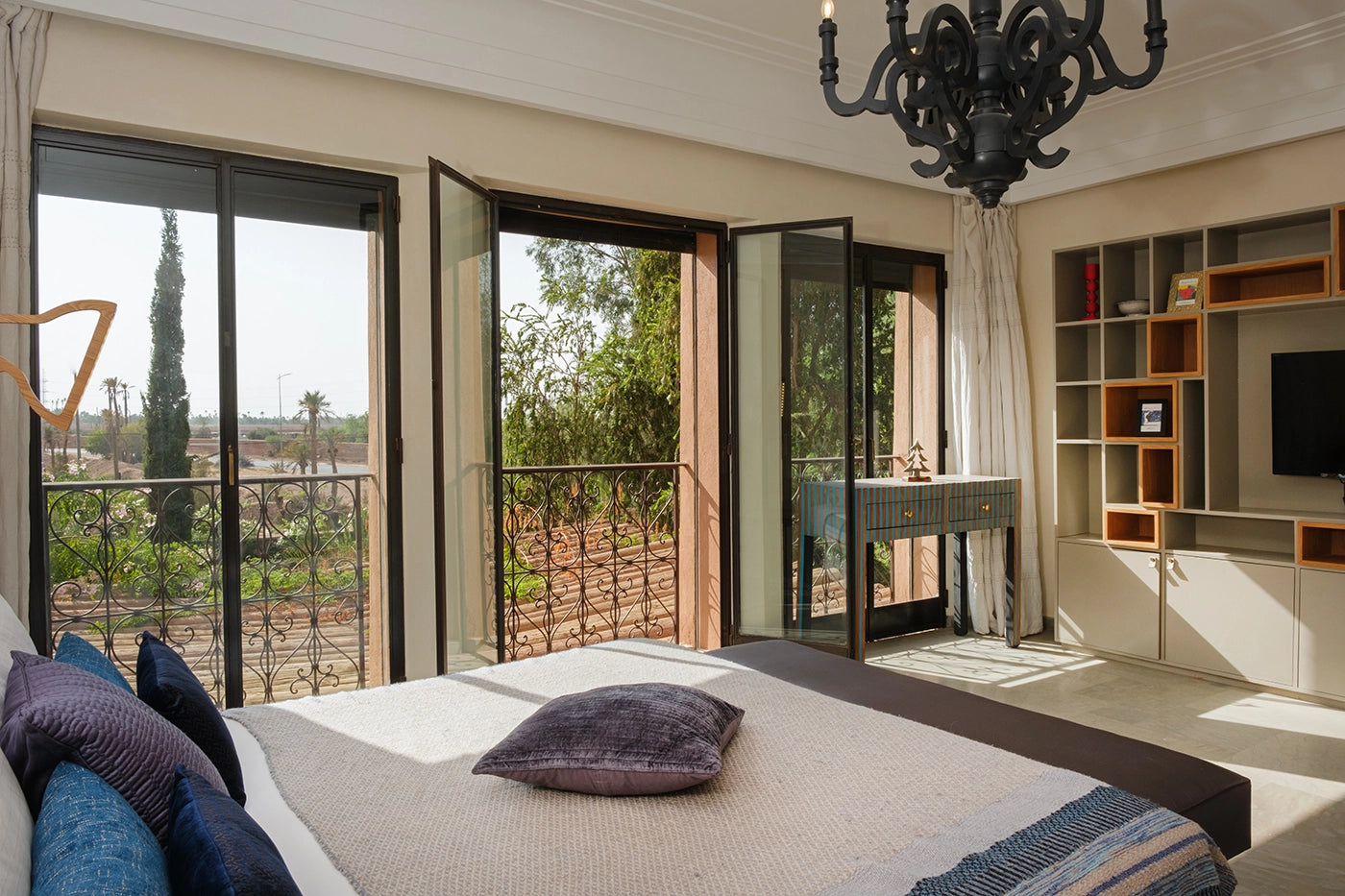 Villa Yenmoz – 4BR Marrakech Palmeraie Villa with Heated Pool & Rooftop