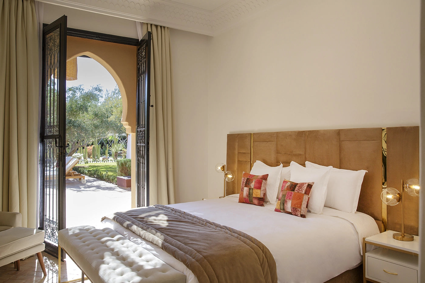 Villa Banati – 6BR Moroccan Villa with Poolhouse & Rooftop Terrace