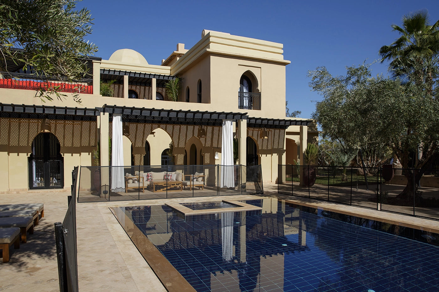 Villa Banati – 6BR Moroccan Villa with Poolhouse & Rooftop Terrace
