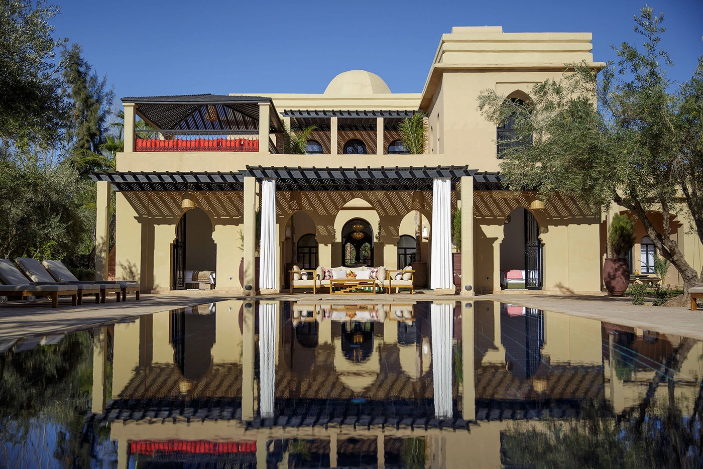 Villa Banati – 6BR Moroccan Villa with Poolhouse & Rooftop Terrace
