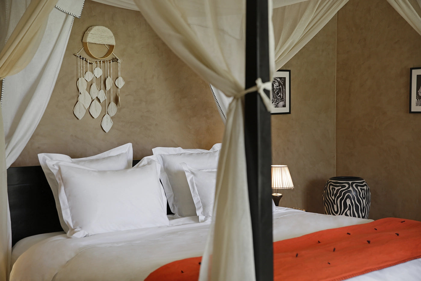 Villa Dar Neylla – 6BR Moroccan Estate with Heated Pool & Tennis Court