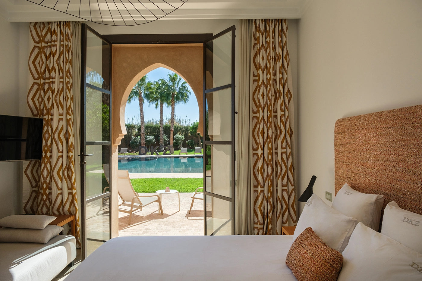 Villa DKZ – 6BR Palmeraie Garden Estate with Pool House
