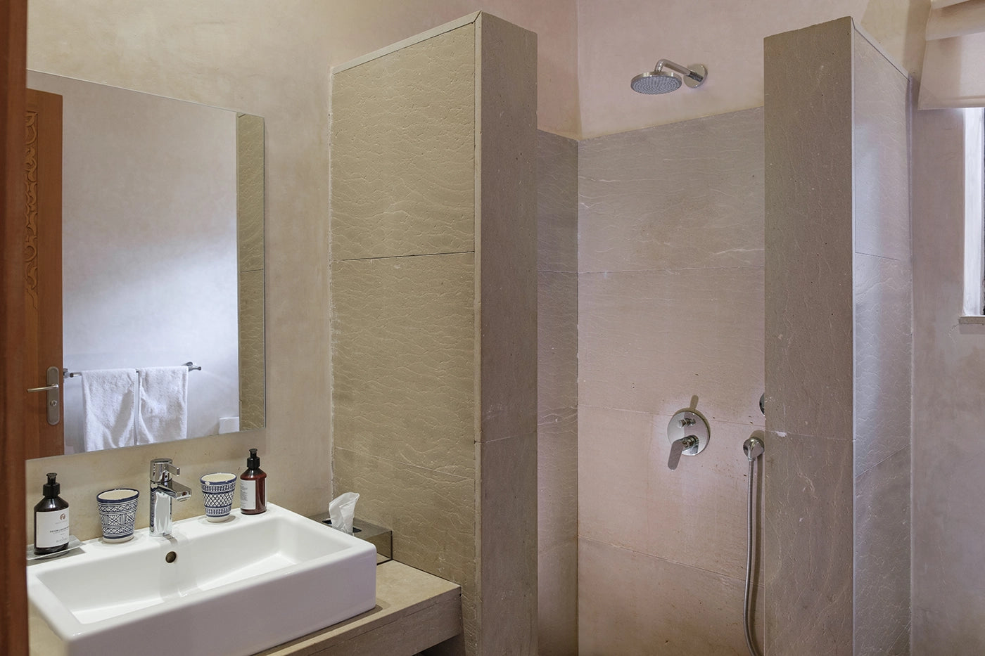 Villa Lankah – 4BR Palmeraie Villa with Heated Pool & Rooftop Terrace