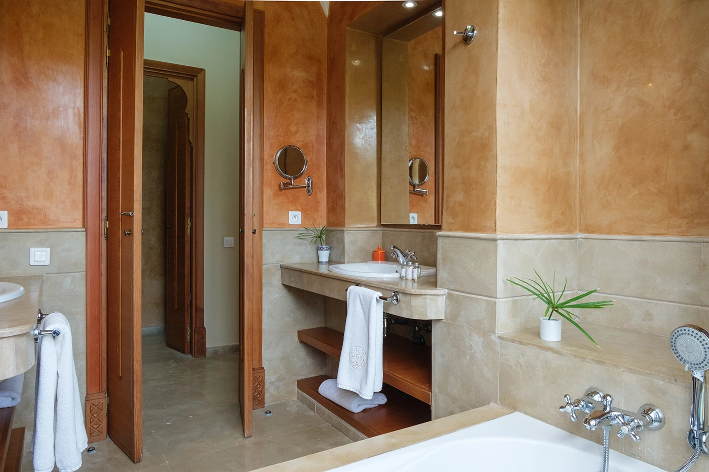 Villa Le Clos des Oliviers – 12BR Marrakech Estate with Infinity Rooftop Pool