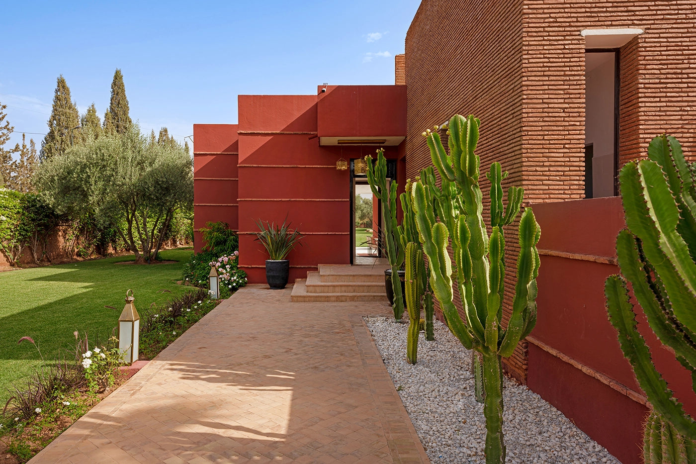 Villa Loula – 4BR Ourika Road Villa with Heated Pool & Gardens