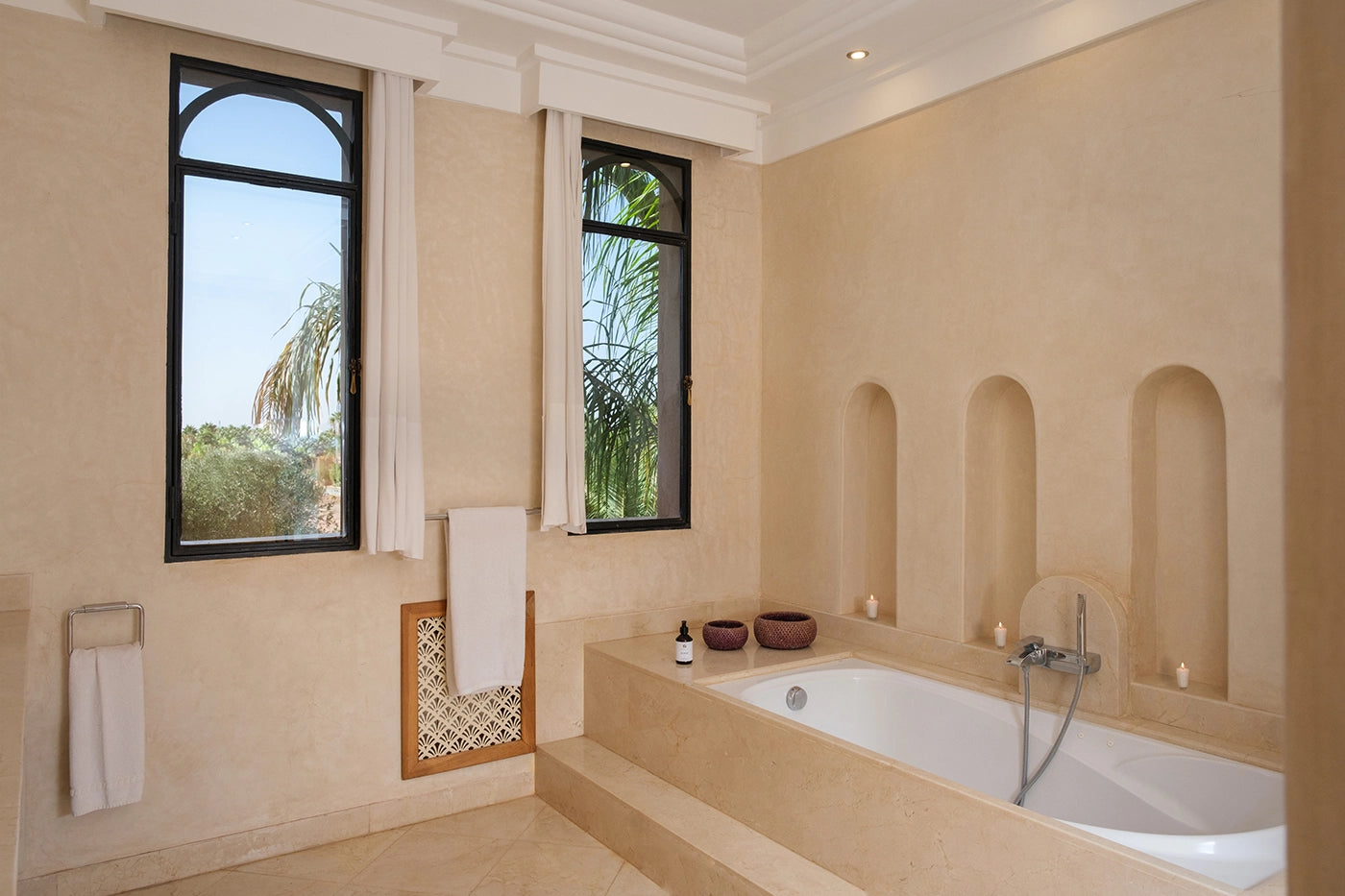 Villa Mexance – 8BR Marrakech Estate with Heated Pool & Hammam