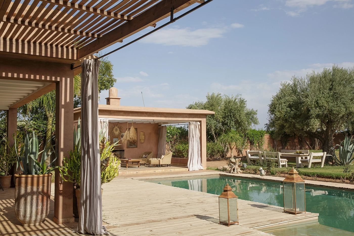 Villa Mish-Mish – 7BR Palmeraie Estate with Indoor Pool, Spa & Cinema