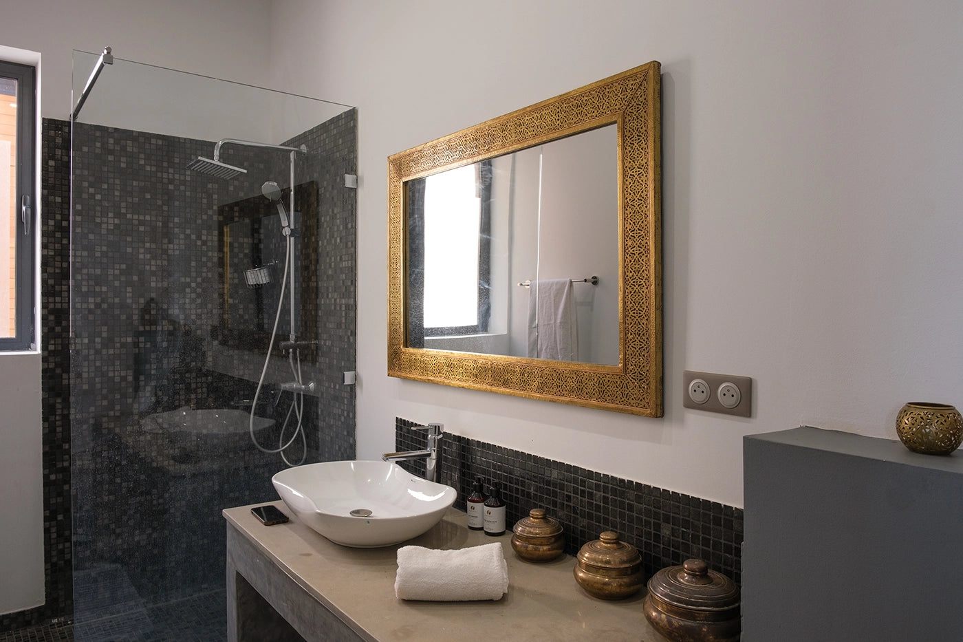 Villa Netumia – 5BR Ourika Road Villa with Pool & Contemporary Design