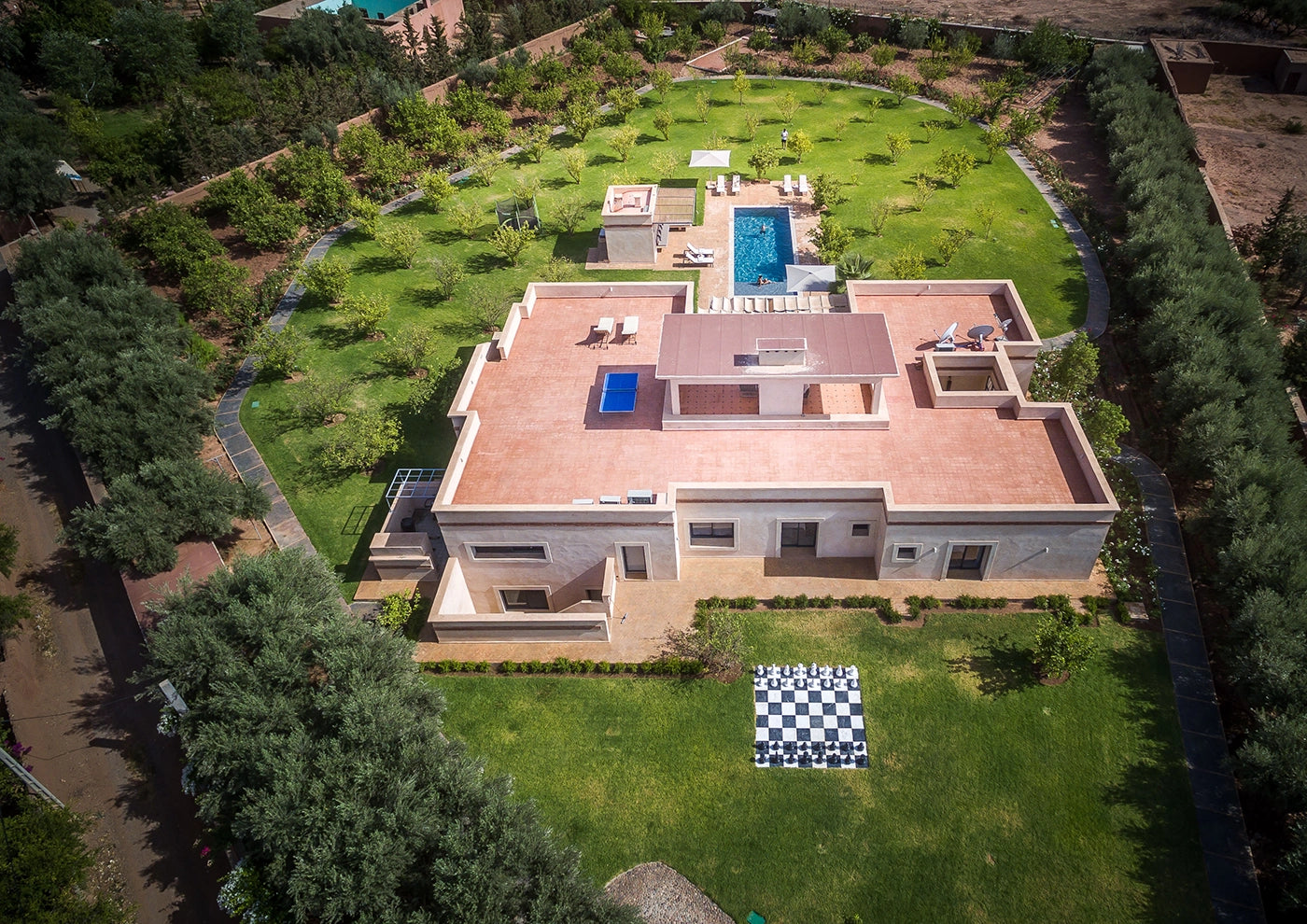 Villa Salamouni – 6BR Marrakech Family Villa with Heated Pool & Games