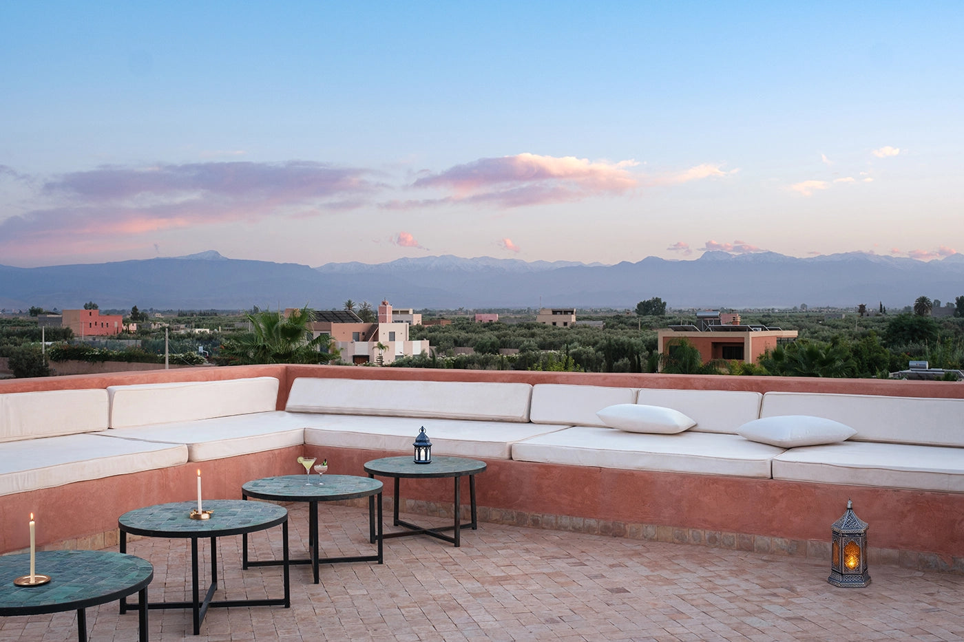 Villa Shelter – 5BR Marrakech Villa with Heated Pool & Family Games