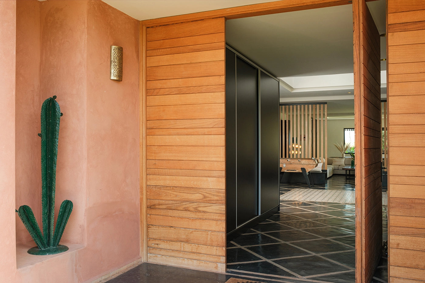 Villa Shelter – 5BR Marrakech Villa with Heated Pool & Family Games