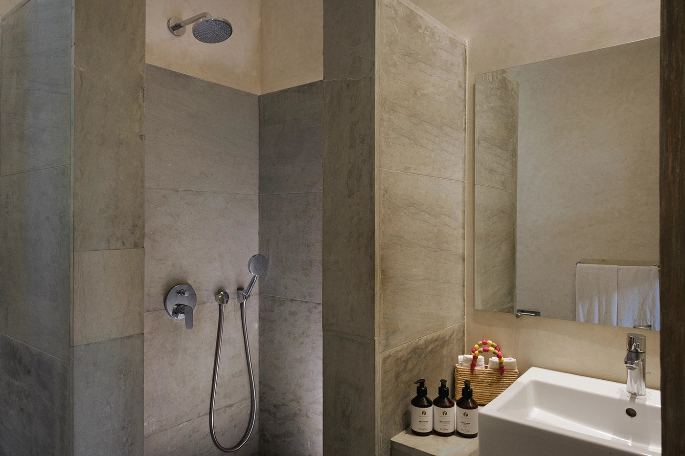 Villa Yenmoz – 4BR Marrakech Palmeraie Villa with Heated Pool & Rooftop