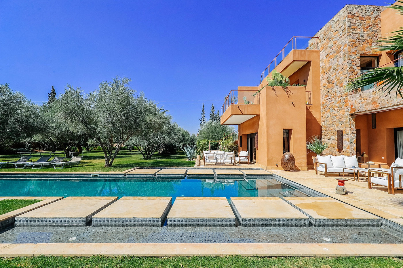 Villa Zitouna – 5BR Olive Grove Villa with Heated Pool &amp; Rooftop
