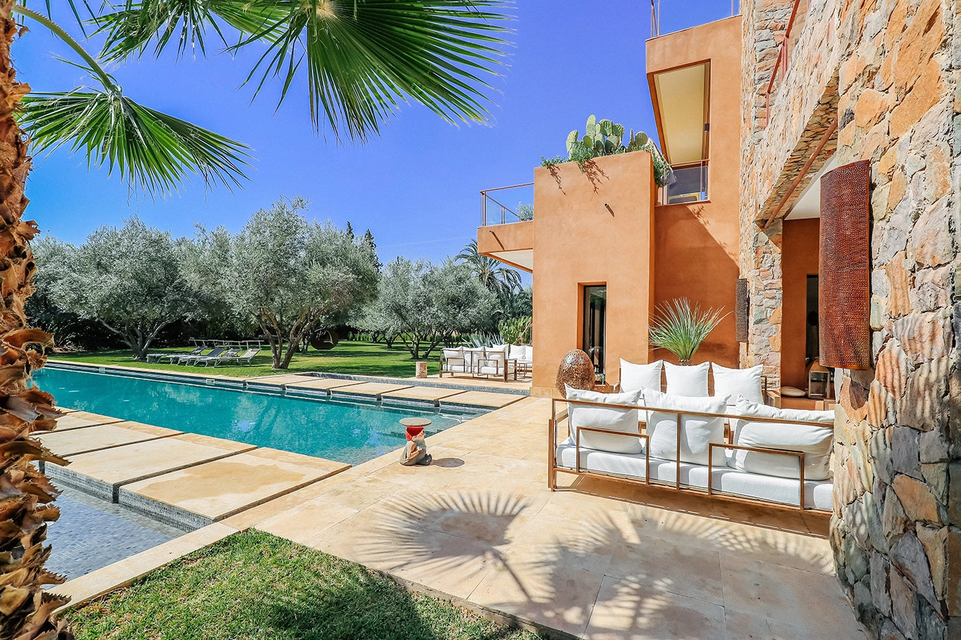 Villa Zitouna – 5BR Olive Grove Villa with Heated Pool &amp; Rooftop