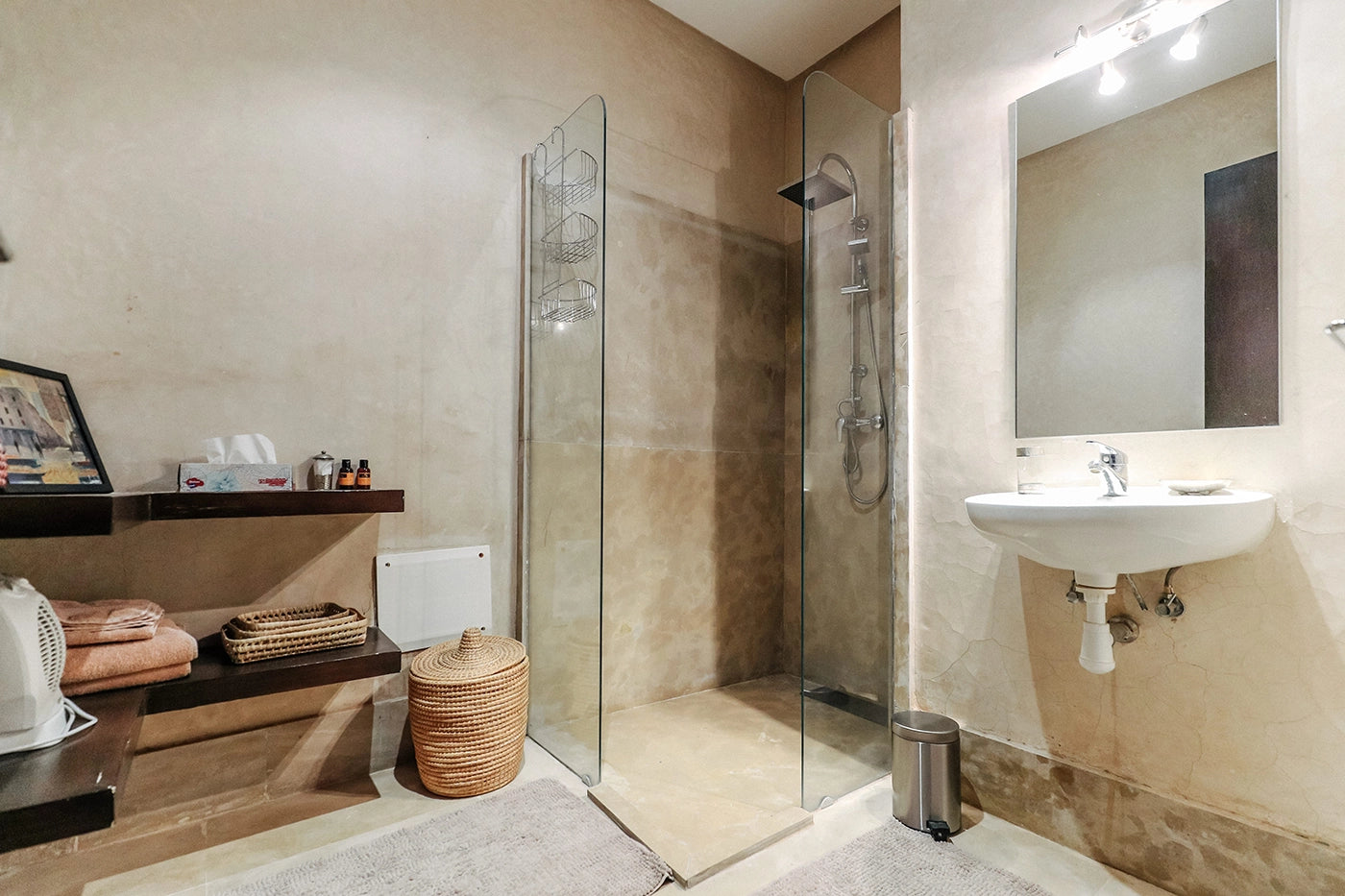Villa Zitouna – 5BR Olive Grove Villa with Heated Pool &amp; Rooftop